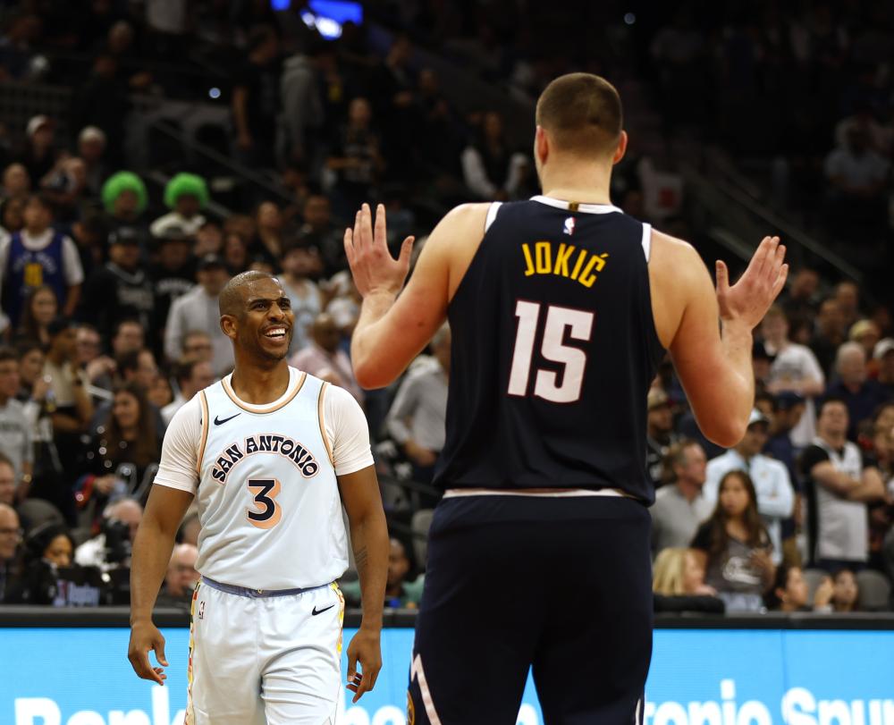 场还是业余 场还是业余