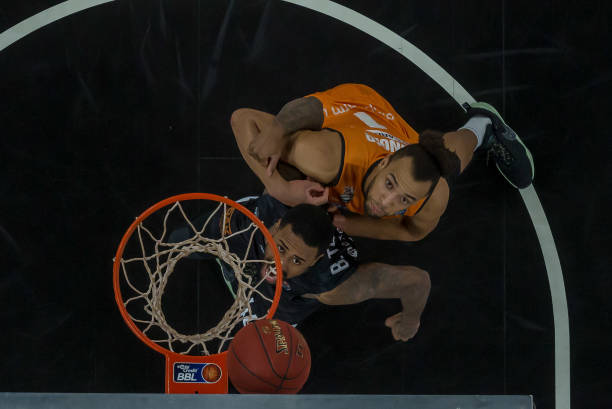 英格兰队必 英格兰队必